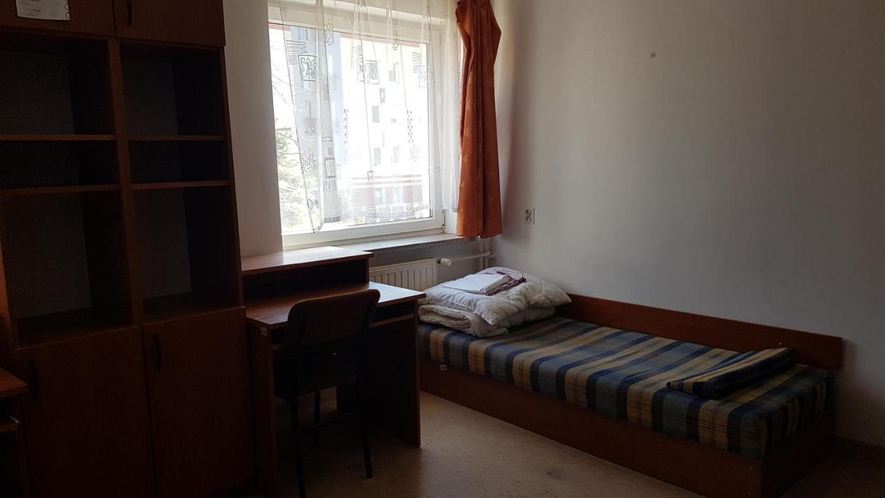 Auberge de jeunesse Dom Studencki Nr 11 Gdansk Brzezno Extérieur photo