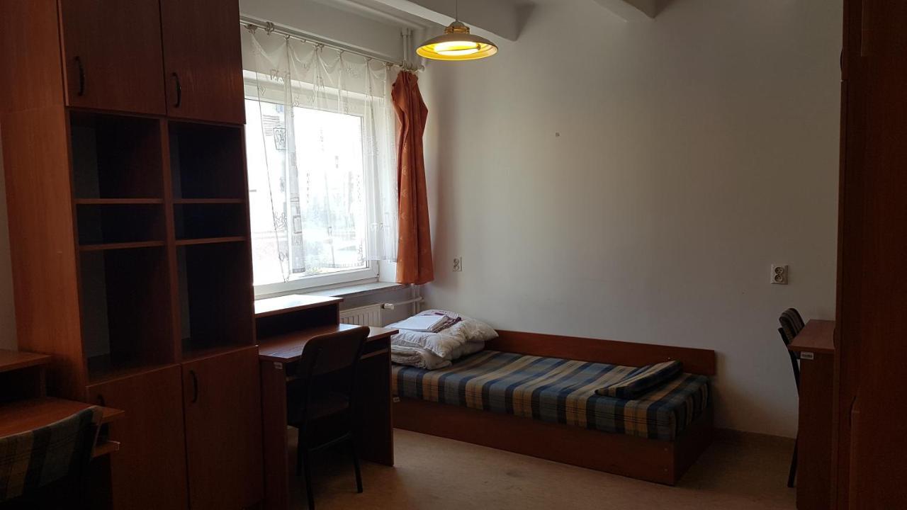 Auberge de jeunesse Dom Studencki Nr 11 Gdansk Brzezno Extérieur photo
